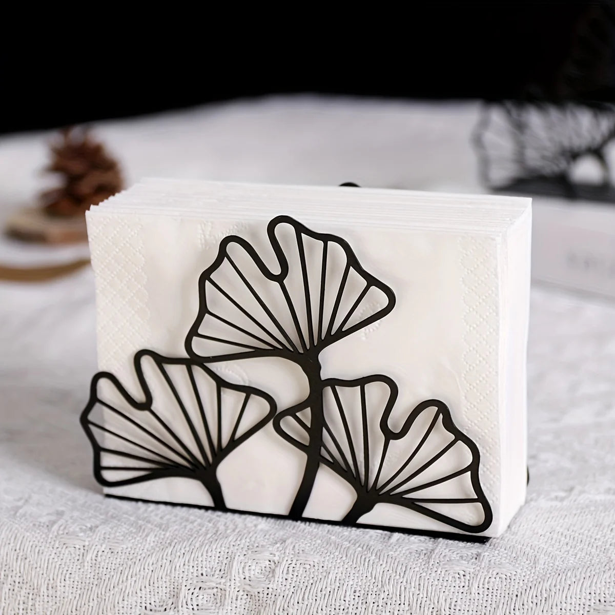 1pc Metal Ginkgo Leaf Napkin Holder,Tissue Holder For Restaurant Hotel Cafe,Dining Table Vertical Square Towel Paper Holder Base